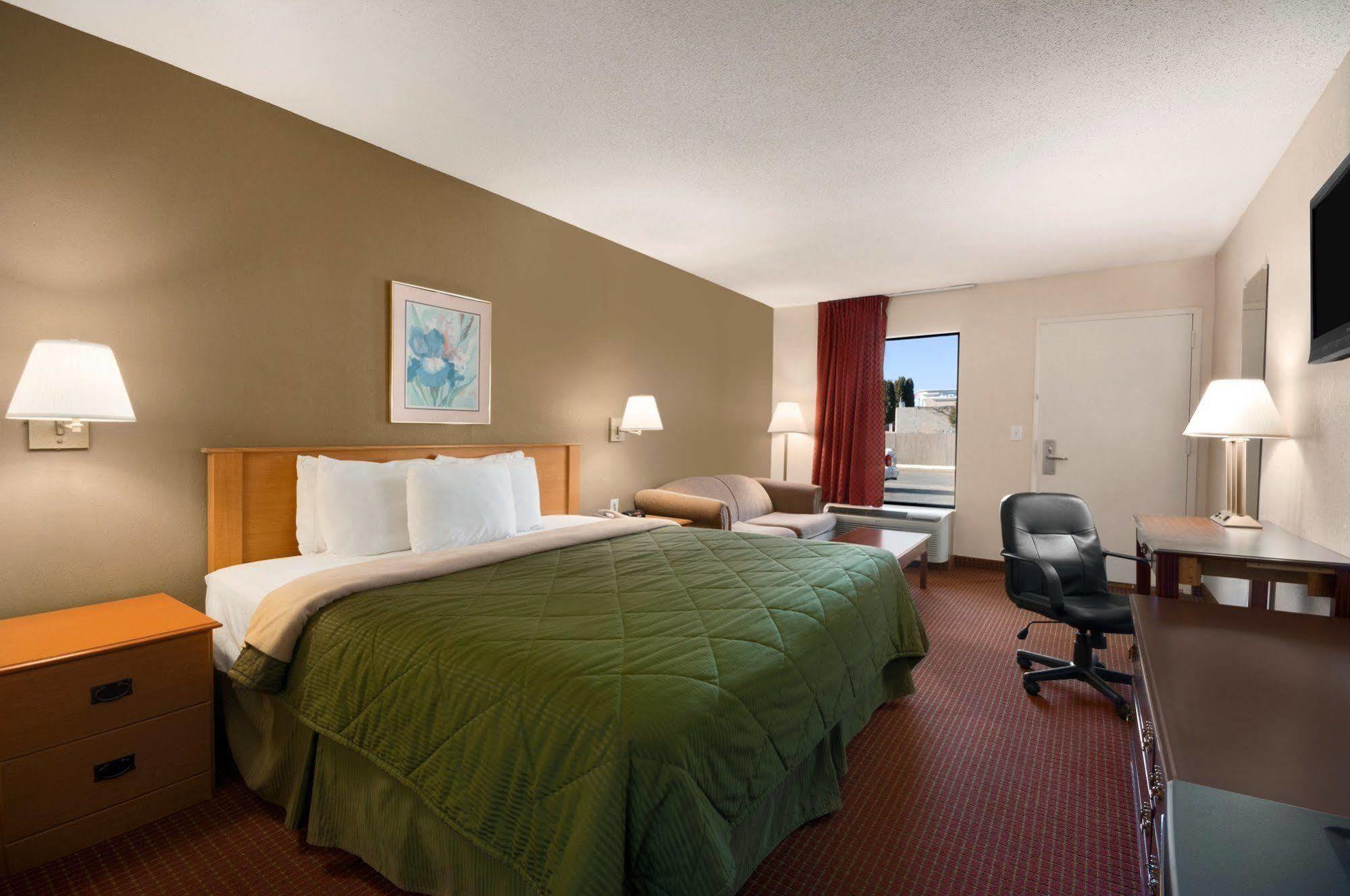 Days Inn By Wyndham Cookeville Eksteriør bilde